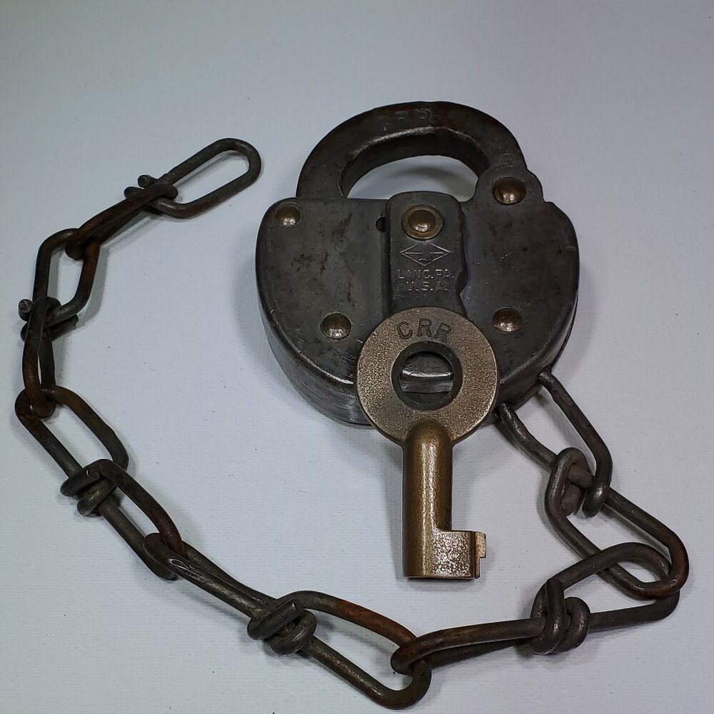VINTAGE CLINCHFIELD RAILROAD SWITCH LOCK (1969) BY SLAYMAKER LOCK CO. LANC PA